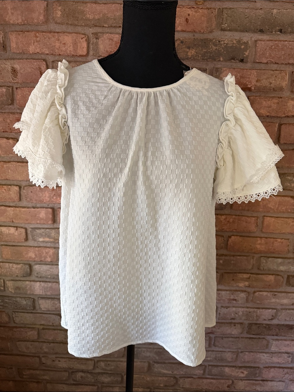 ODDY Textured Ruffle Sleeve Blouse
